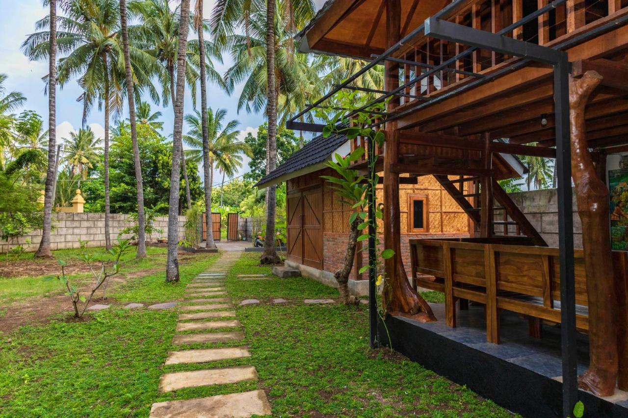 Tahlia'S Villa Sorongjukung Bagian luar foto