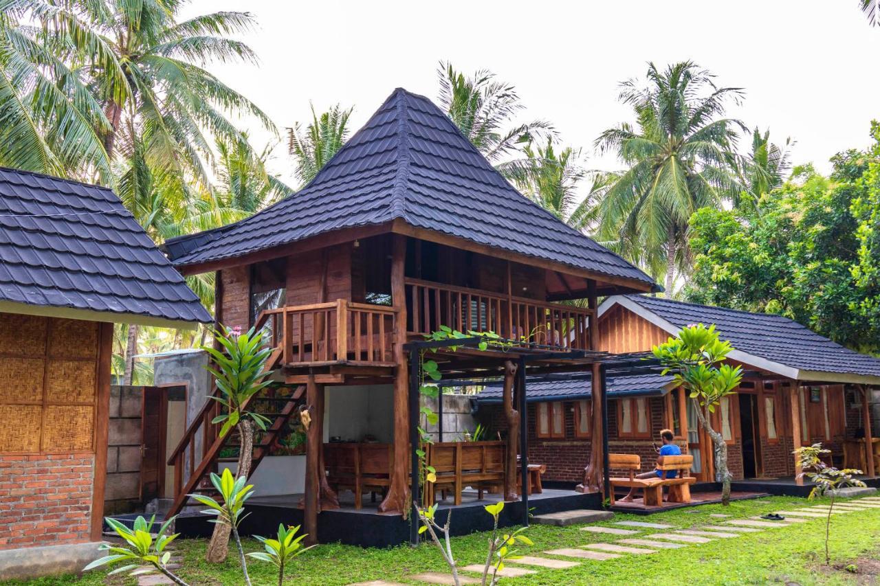 Tahlia'S Villa Sorongjukung Bagian luar foto