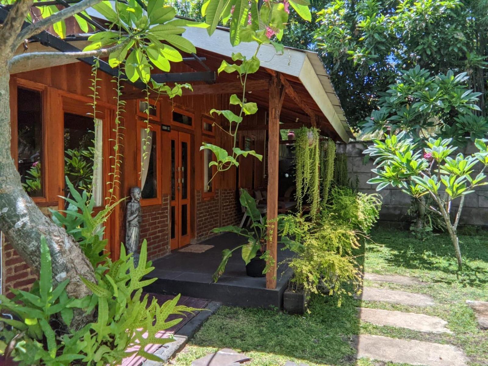 Tahlia'S Villa Sorongjukung Bagian luar foto