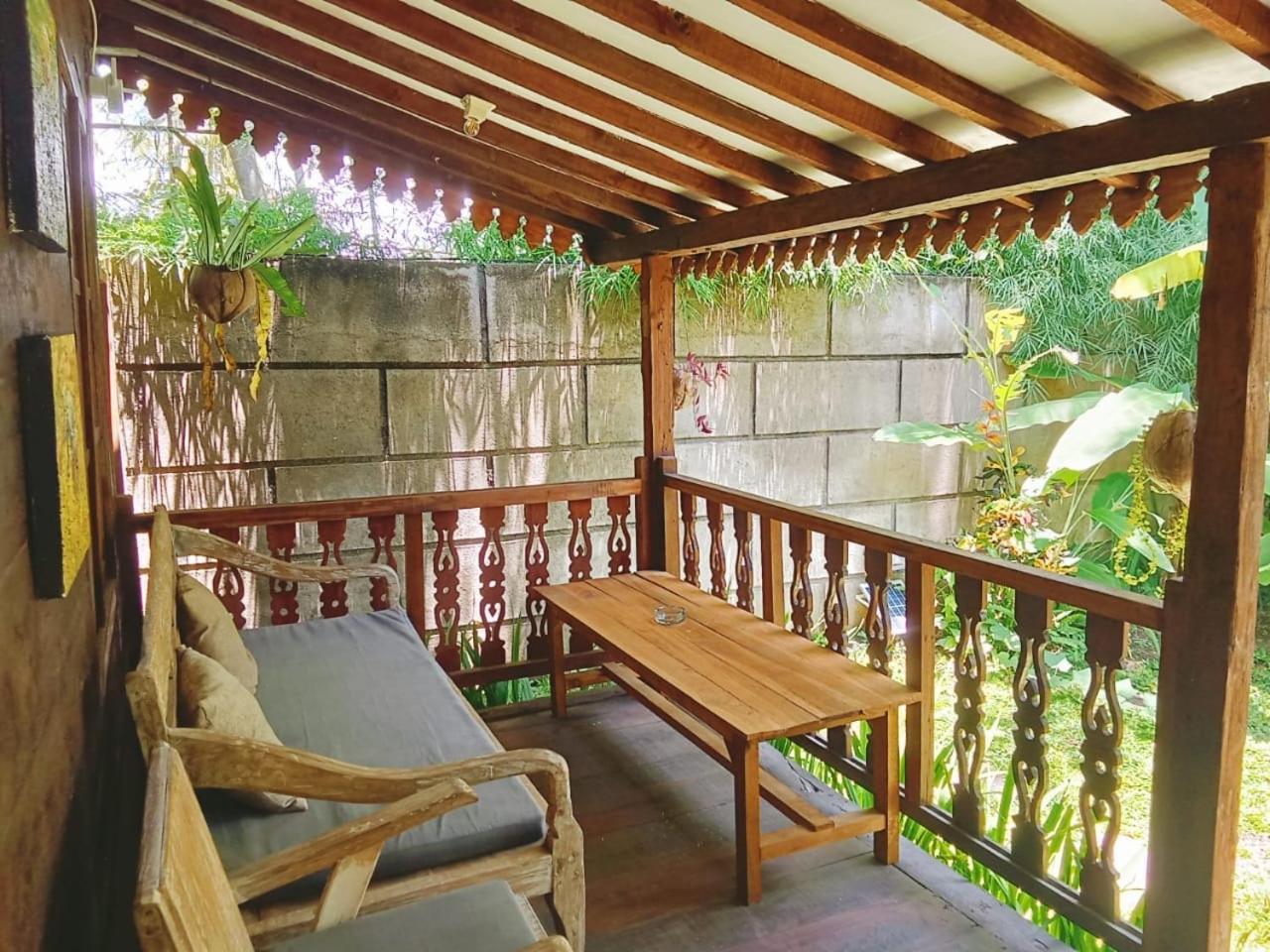 Tahlia'S Villa Sorongjukung Bagian luar foto