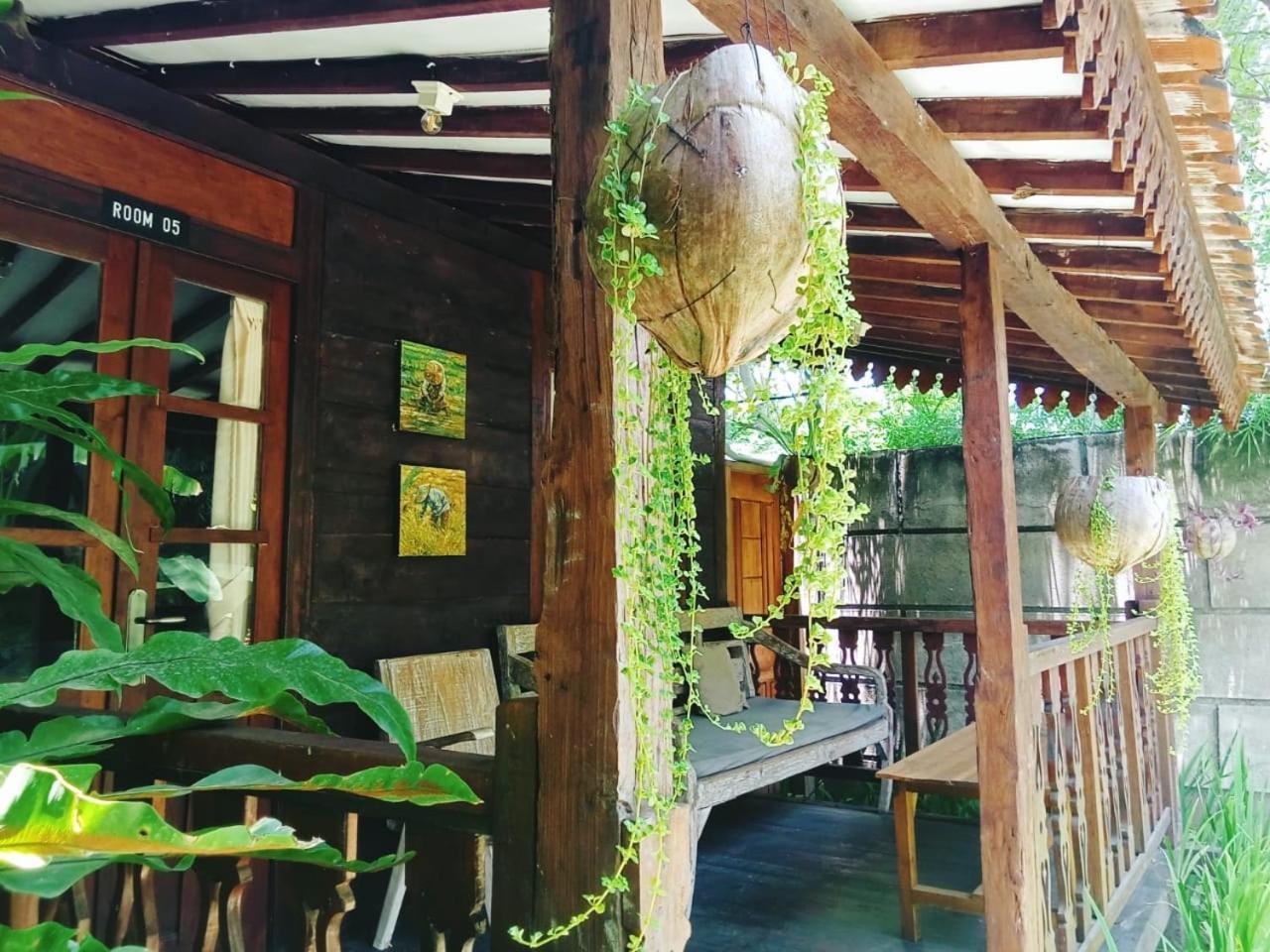 Tahlia'S Villa Sorongjukung Bagian luar foto
