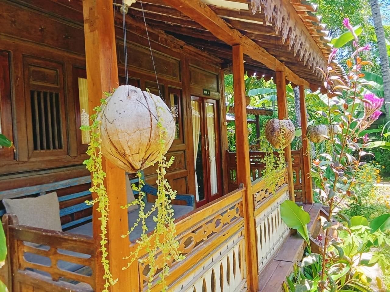 Tahlia'S Villa Sorongjukung Bagian luar foto