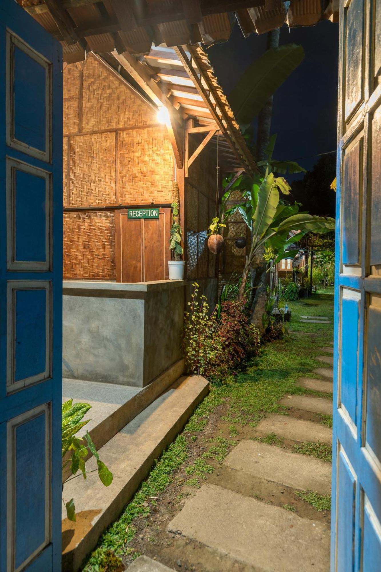 Tahlia'S Villa Sorongjukung Bagian luar foto
