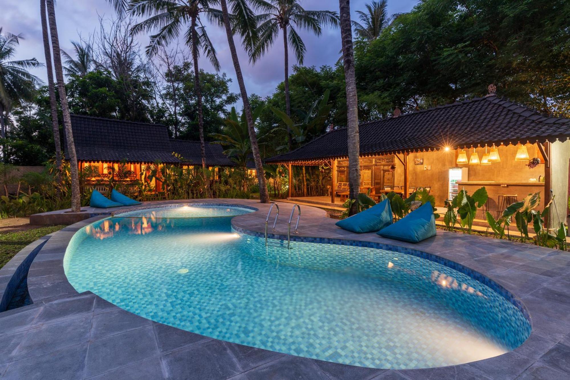 Tahlia'S Villa Sorongjukung Bagian luar foto