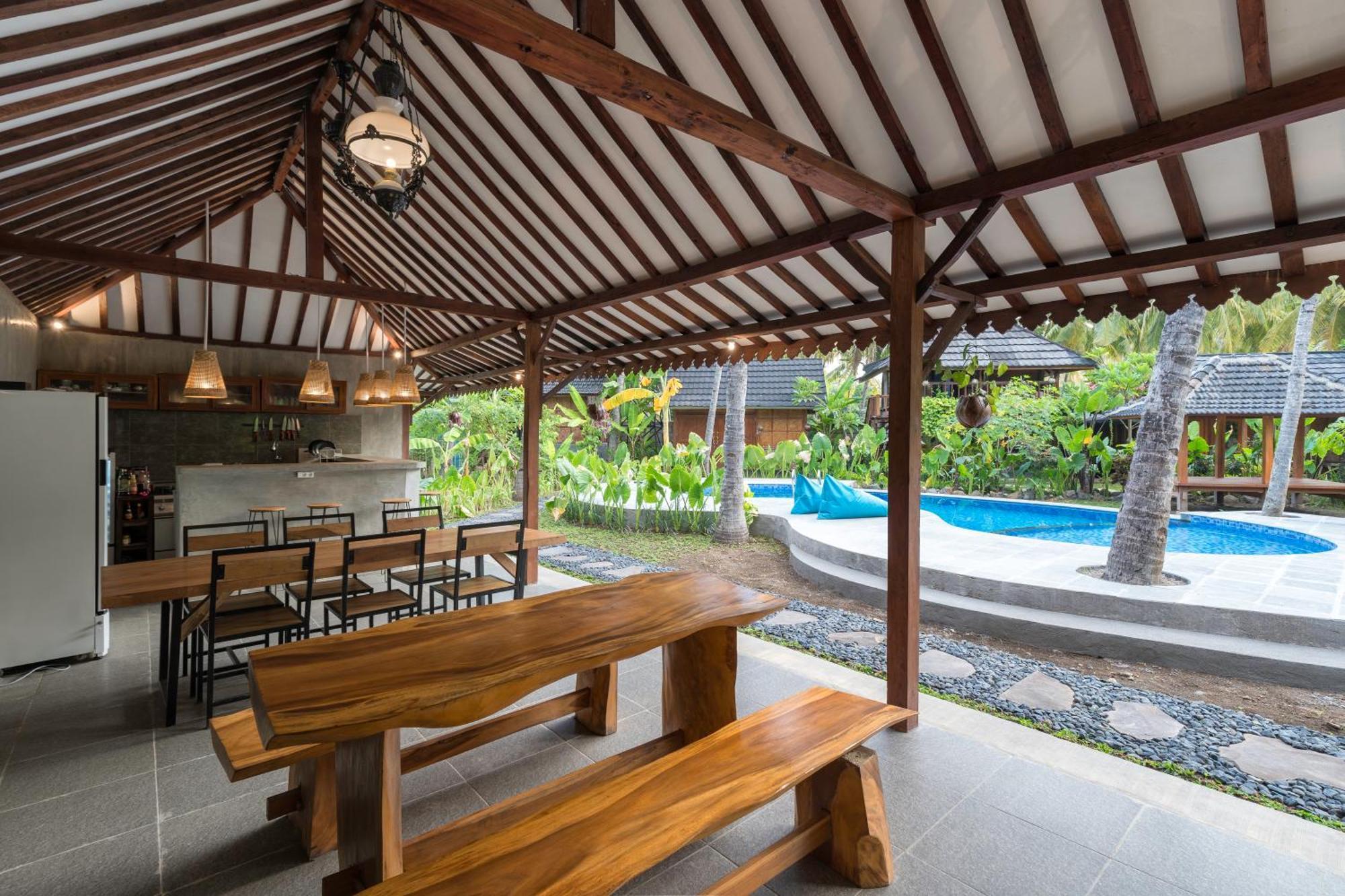 Tahlia'S Villa Sorongjukung Bagian luar foto
