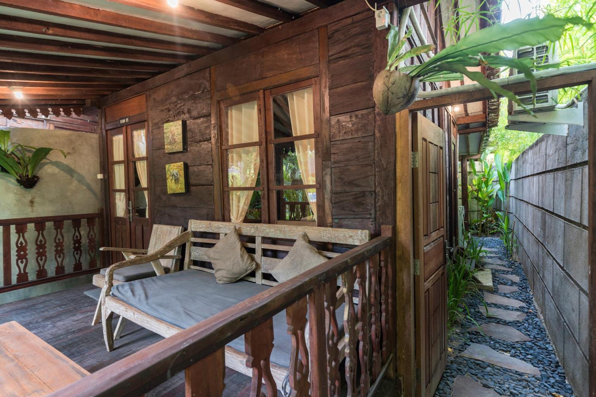 Tahlia'S Villa Sorongjukung Bagian luar foto