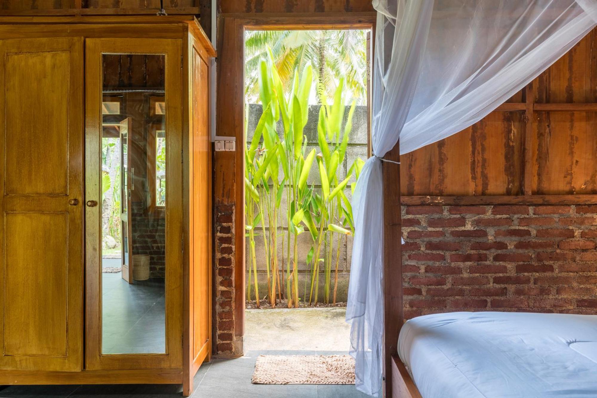 Tahlia'S Villa Sorongjukung Bagian luar foto