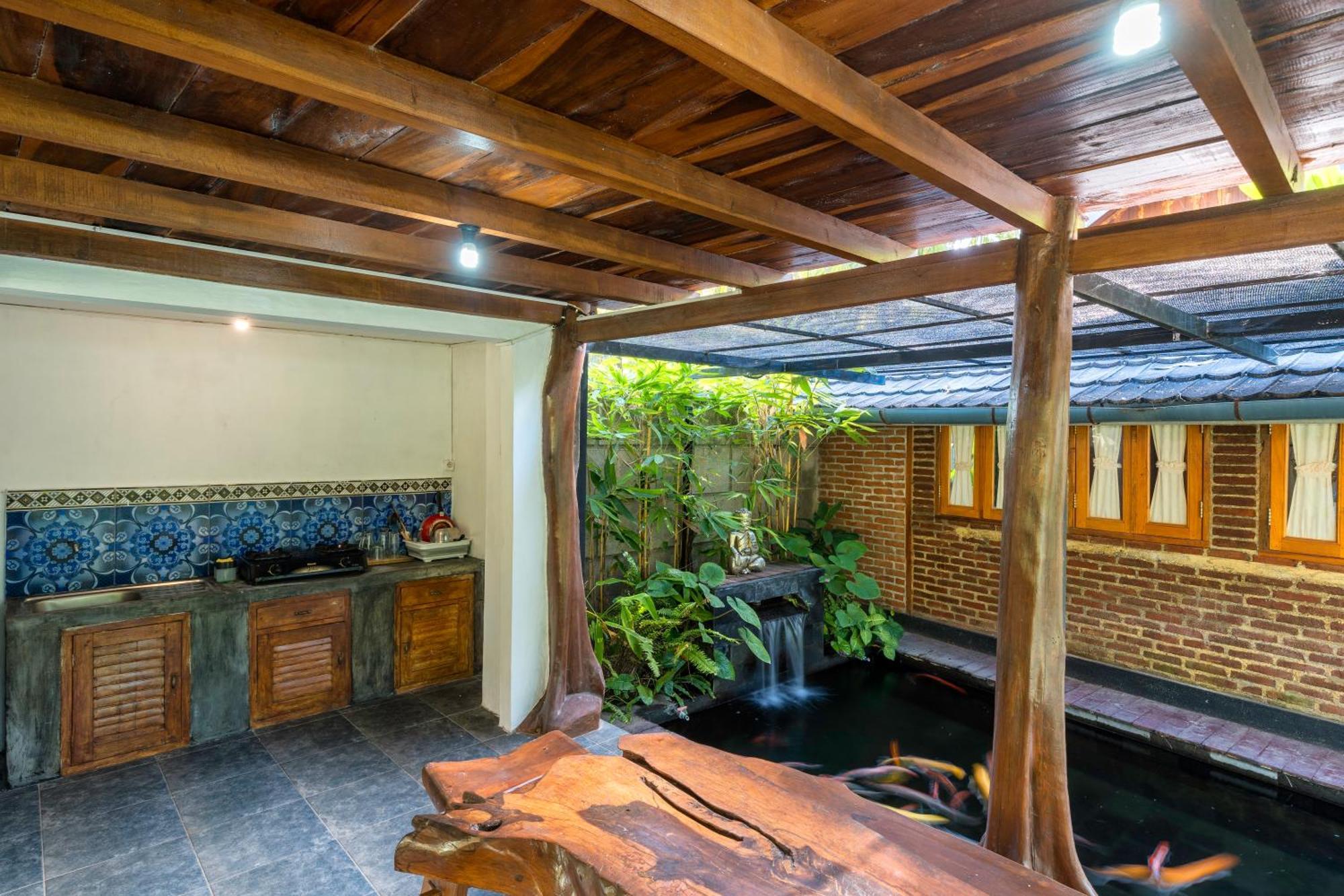Tahlia'S Villa Sorongjukung Bagian luar foto